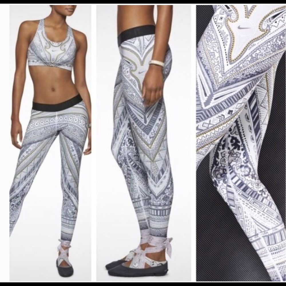 Nike TIGHT OF THE MOMENT Arctic Monarch